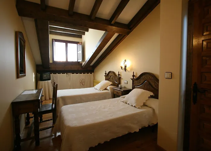 Πανσιόν La Colodra 3*