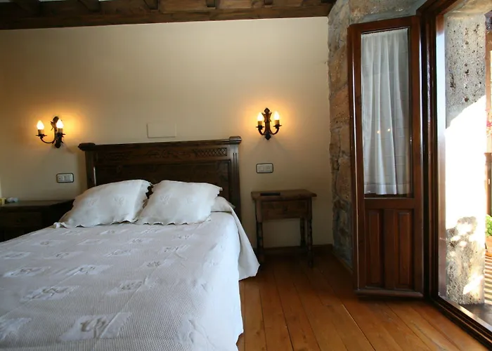 Πανσιόν La Colodra 3*